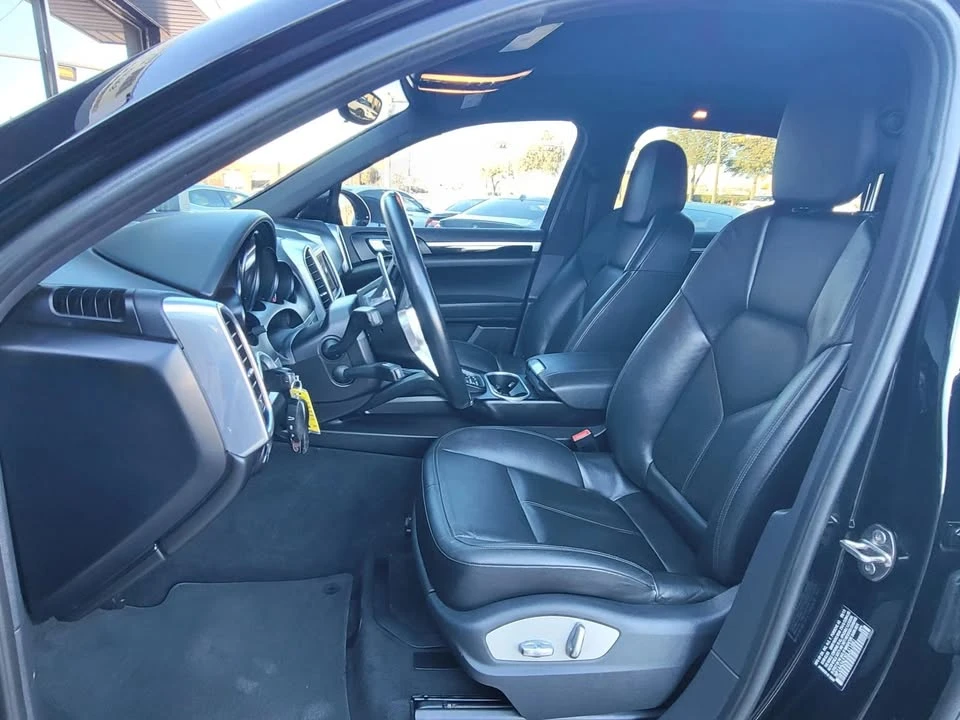 2016 Porsche 958 Cayenne - Image 8 of 20