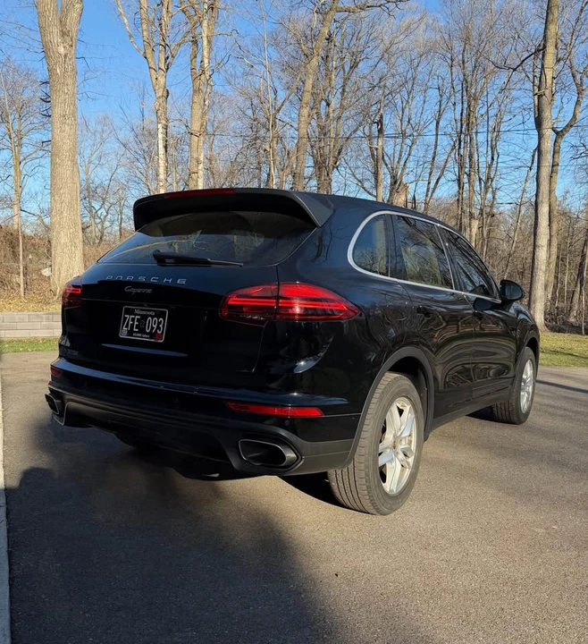2016 Porsche 958 Cayenne - Image 4 of 11