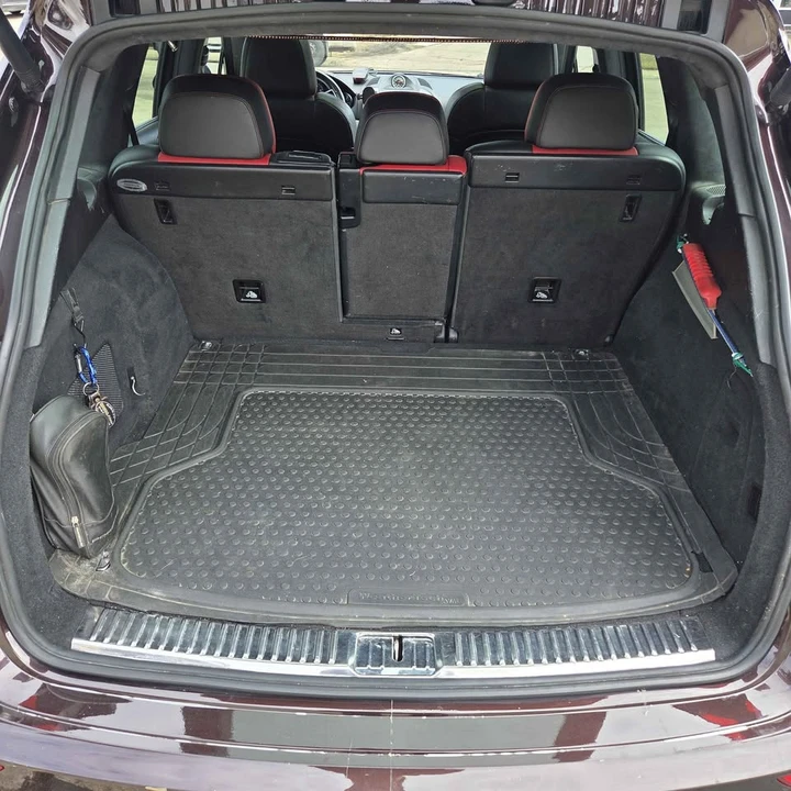 2016 Porsche 958 Cayenne - Image 14 of 16