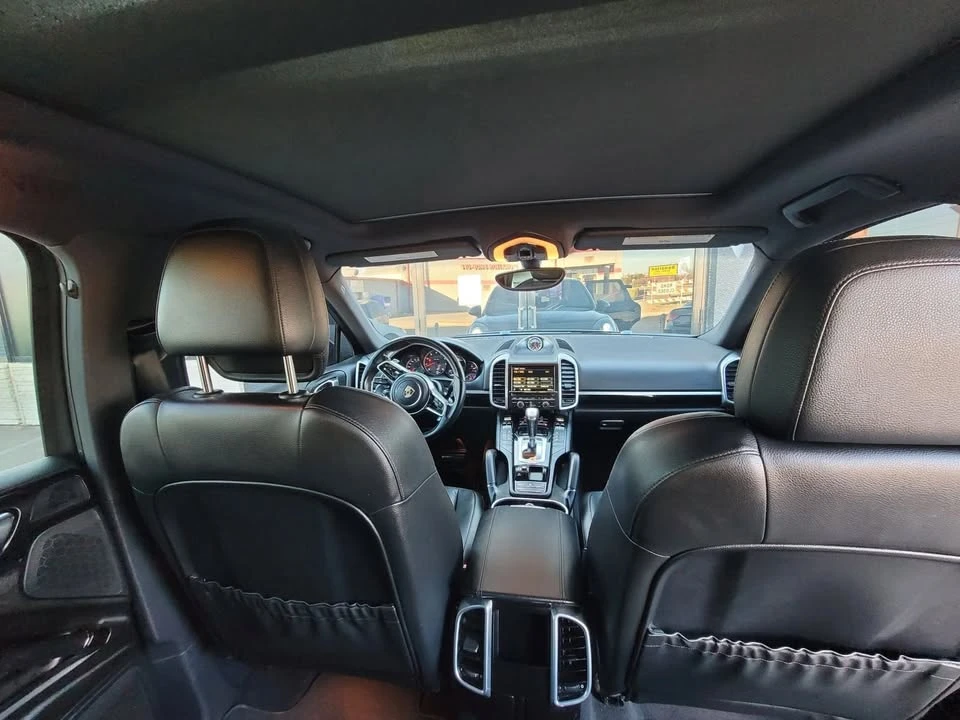 2016 Porsche 958 Cayenne - Image 16 of 20