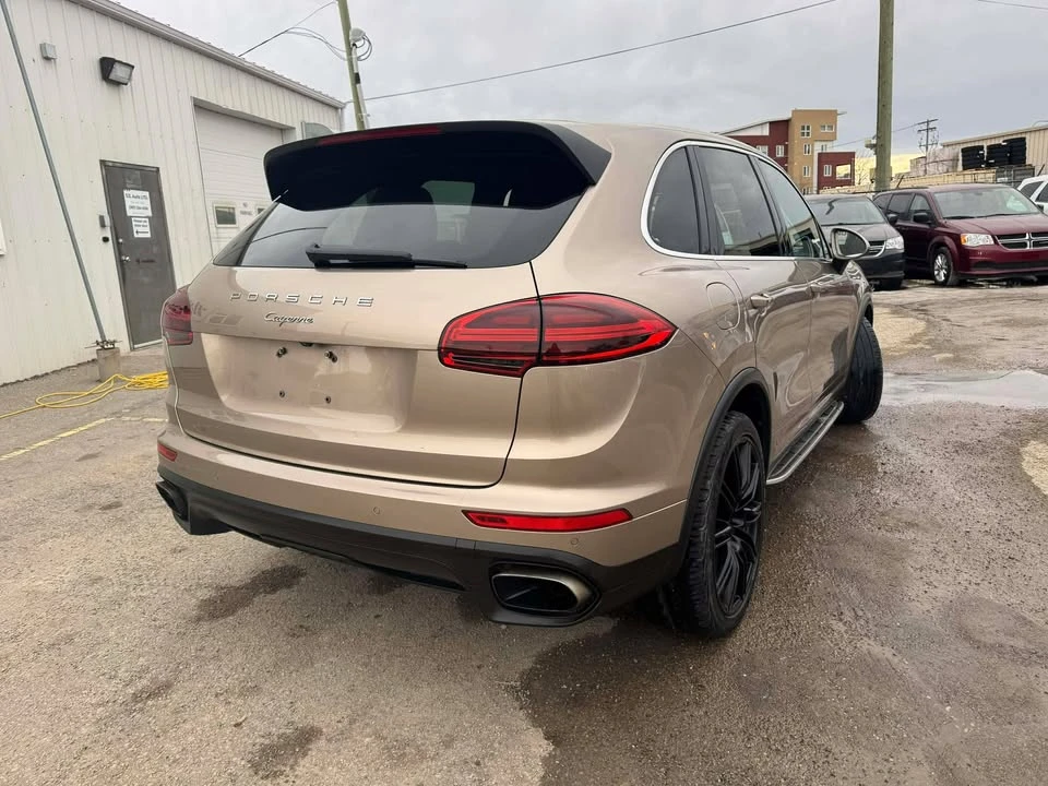 2016 Porsche 958 Cayenne - Image 3 of 20