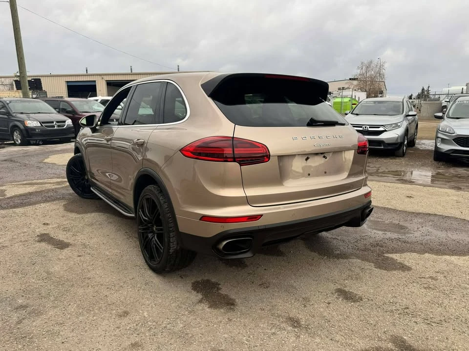 2016 Porsche 958 Cayenne - Image 6 of 20