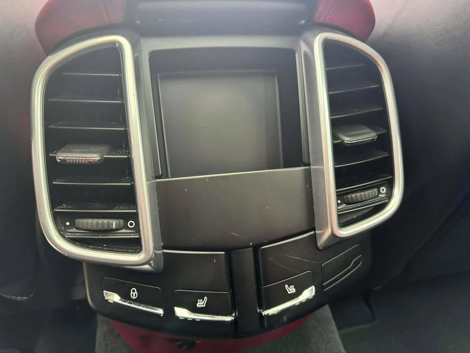 2016 Porsche 958 Cayenne - Image 18 of 20