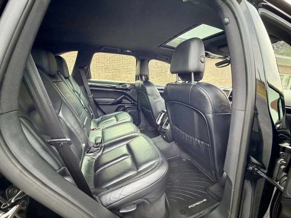 2016 Porsche 958 Cayenne - Image 15 of 20