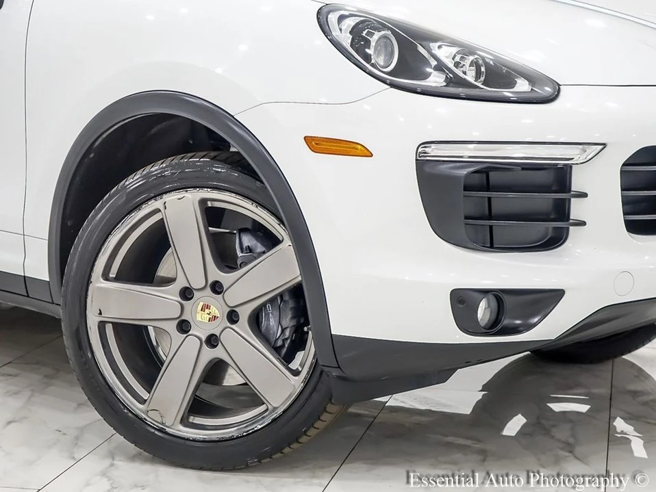 2016 Porsche 958 Cayenne - Image 15 of 20