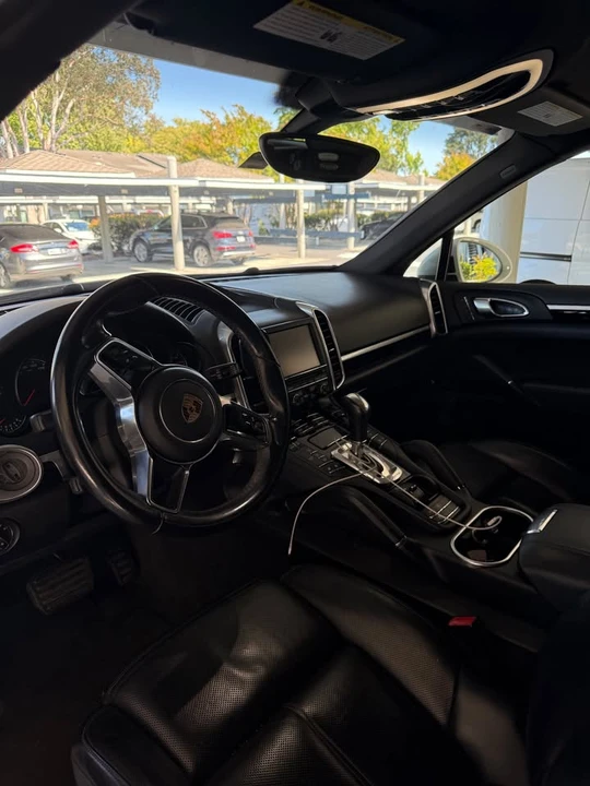 2016 Porsche 958 Cayenne - Image 6 of 9