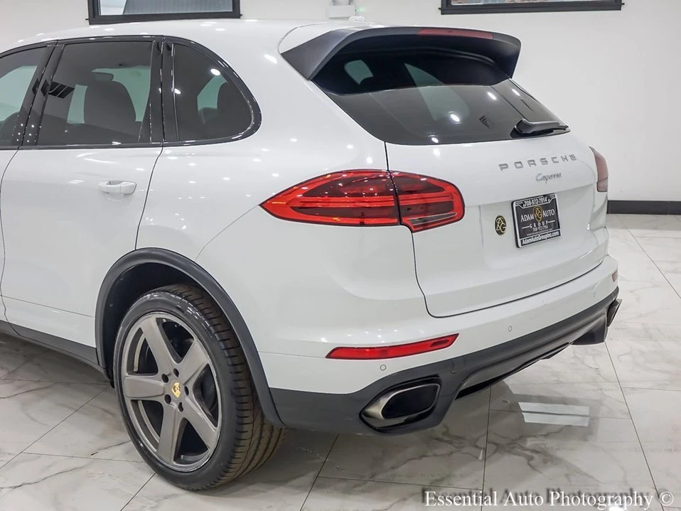 2016 Porsche 958 Cayenne - Image 3 of 20