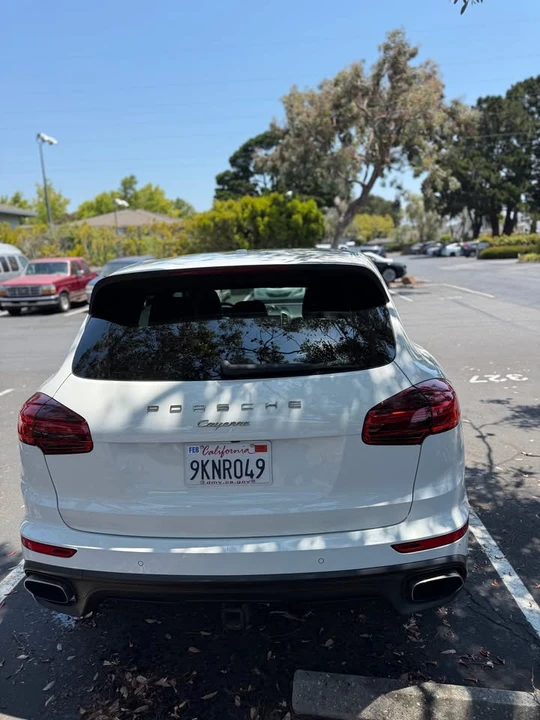 2016 Porsche 958 Cayenne - Image 4 of 9