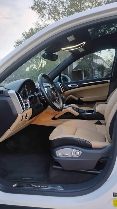 2016 Porsche 958 Cayenne - Image 9 of 15