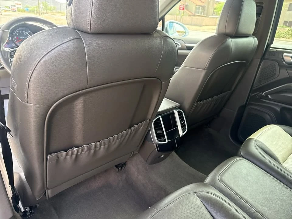 2016 Porsche 958 Cayenne - Image 15 of 20