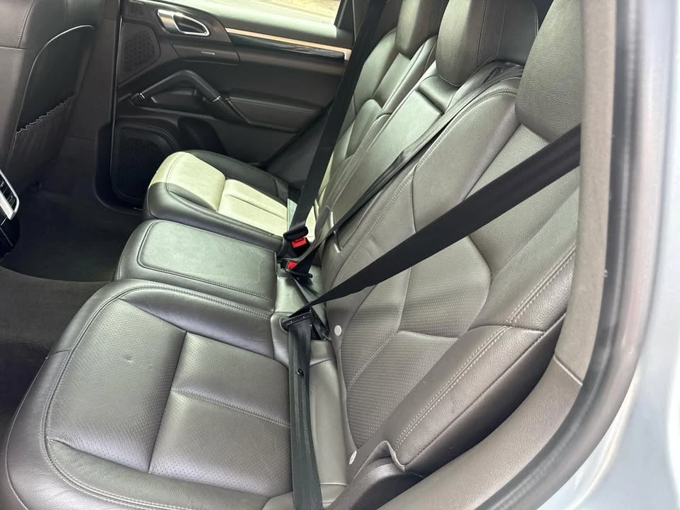 2016 Porsche 958 Cayenne - Image 14 of 20