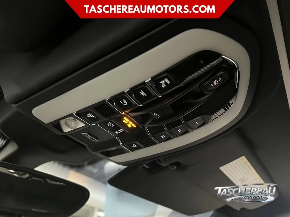 2016 Porsche 958 Cayenne - Image 14 of 19