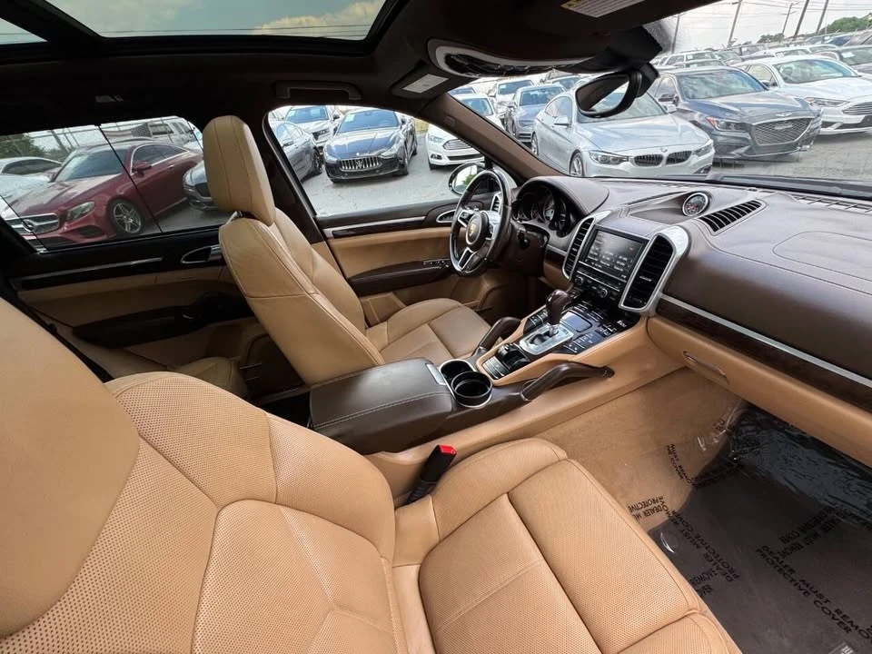 2016 Porsche 958 Cayenne S - Image 18 of 20