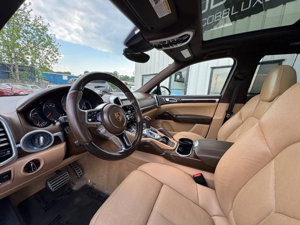 2016 Porsche 958 Cayenne S - Image 12 of 20