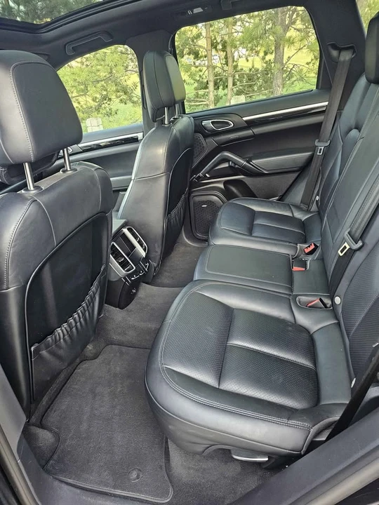 2016 Porsche 958 Cayenne - Image 11 of 19