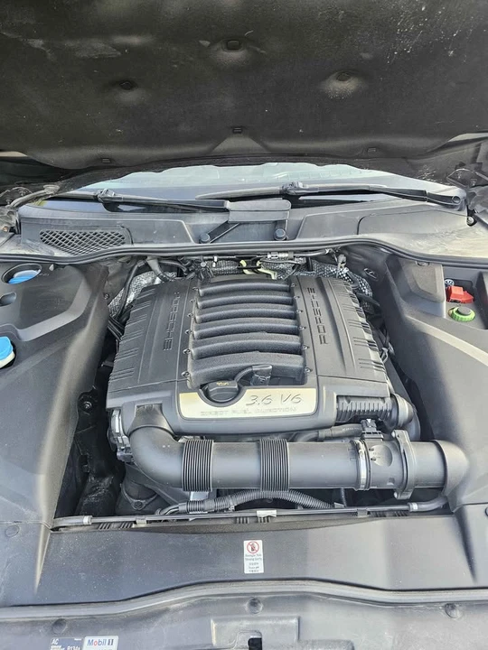 2016 Porsche 958 Cayenne - Image 17 of 19