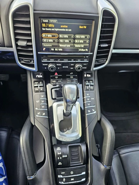 2016 Porsche 958 Cayenne - Image 8 of 19