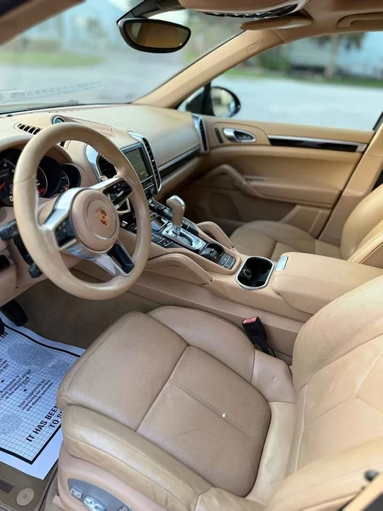 2016 Porsche 958 Cayenne - Image 8 of 18