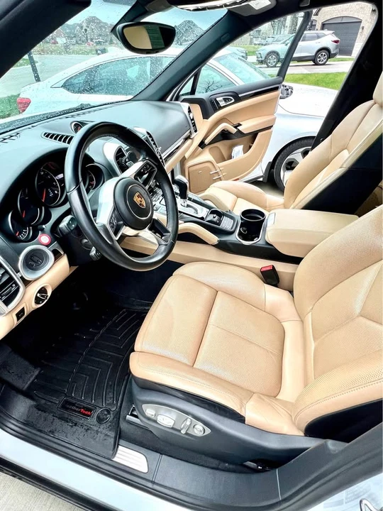 2016 Porsche 958 Cayenne - Image 8 of 18