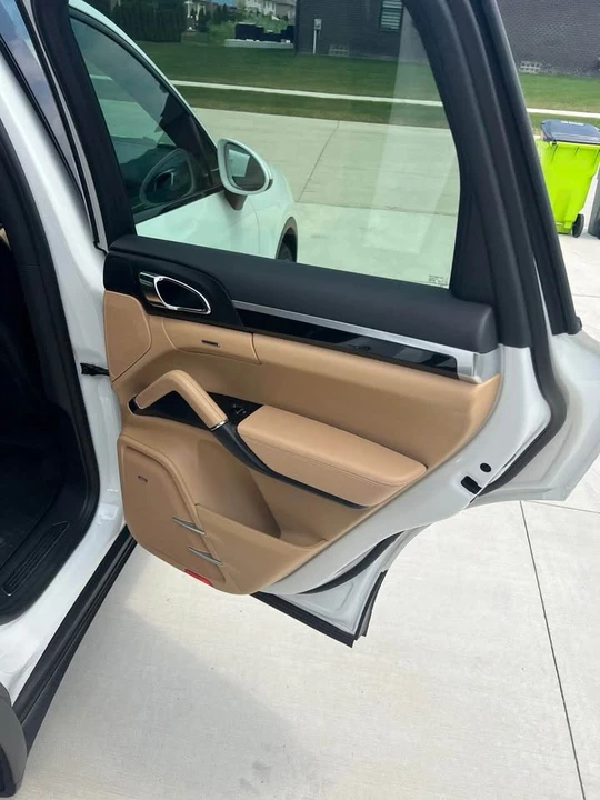 2016 Porsche 958 Cayenne - Image 14 of 18