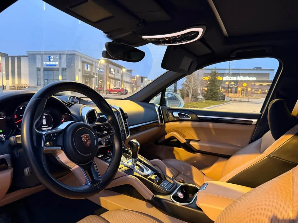 2016 Porsche 958 Cayenne - Image 14 of 20