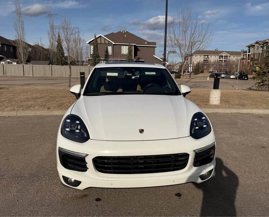 2016 Porsche 958 Cayenne - Image 3 of 15