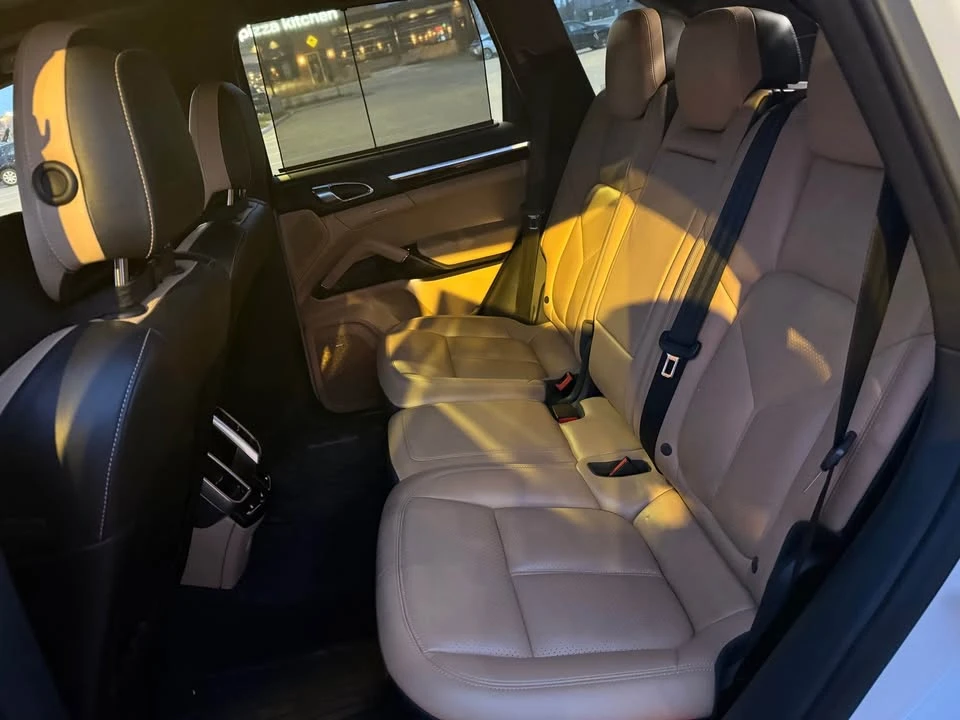 2016 Porsche 958 Cayenne - Image 17 of 20