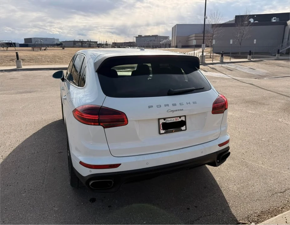 2016 Porsche 958 Cayenne - Image 7 of 15