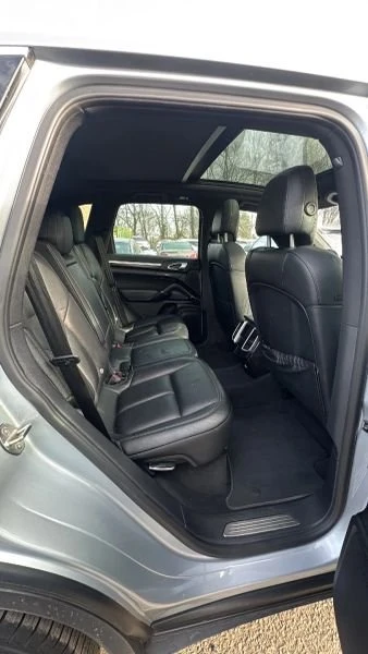 2016 Porsche 958 Cayenne - Image 17 of 20