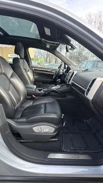 2016 Porsche 958 Cayenne - Image 19 of 20