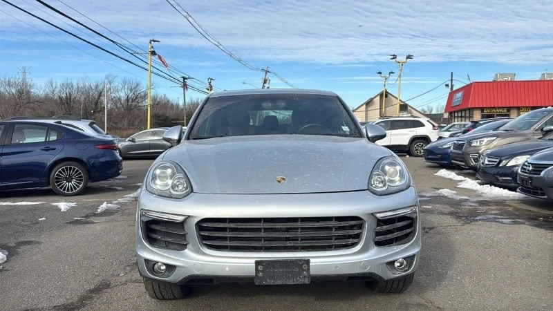 2016 Porsche 958 Cayenne - Image 2 of 20