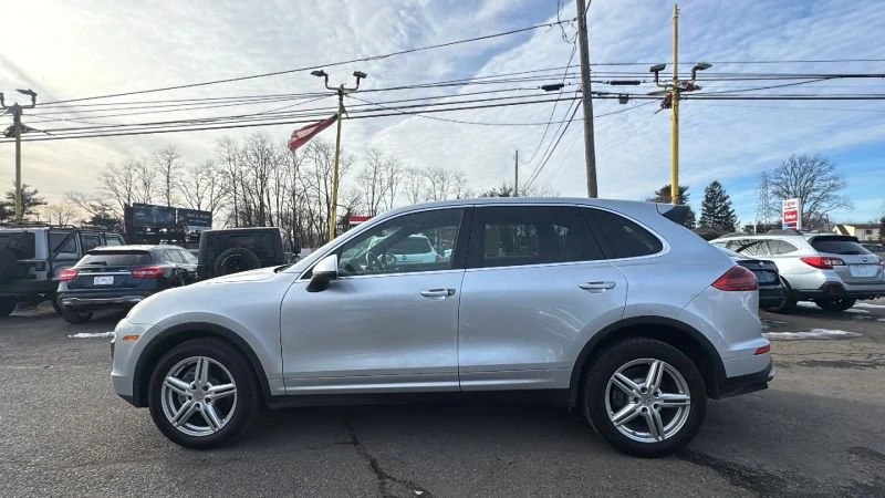 2016 Porsche 958 Cayenne - Image 8 of 20
