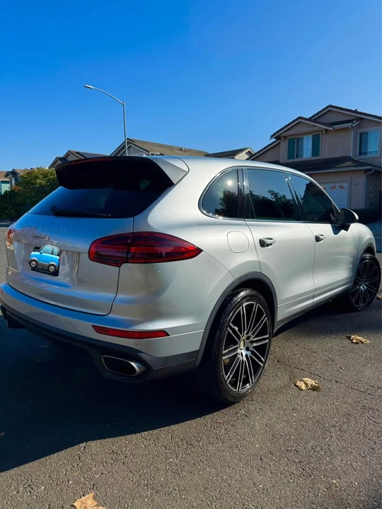 2016 Porsche 958 Cayenne - Image 5 of 18