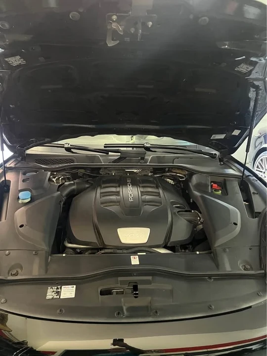 2016 Porsche 958 Cayenne Diesel - Image 15 of 20