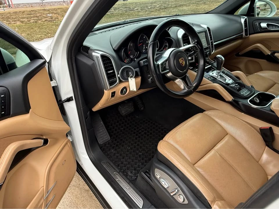 2016 Porsche 958 Cayenne Diesel - Image 7 of 9