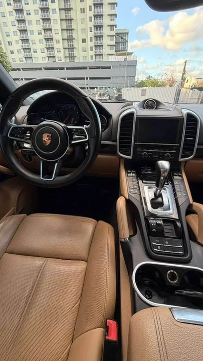2016 Porsche 958 Cayenne Diesel - Image 11 of 16