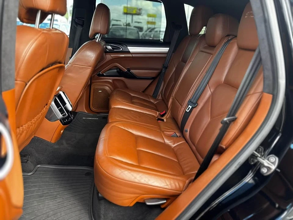 2016 Porsche 958 Cayenne GTS - Image 7 of 20