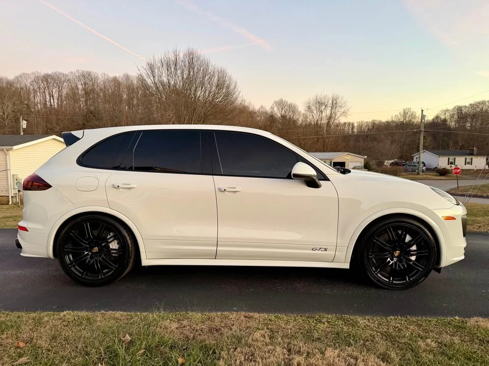 2016 Porsche 958 Cayenne GTS - Image 13 of 18