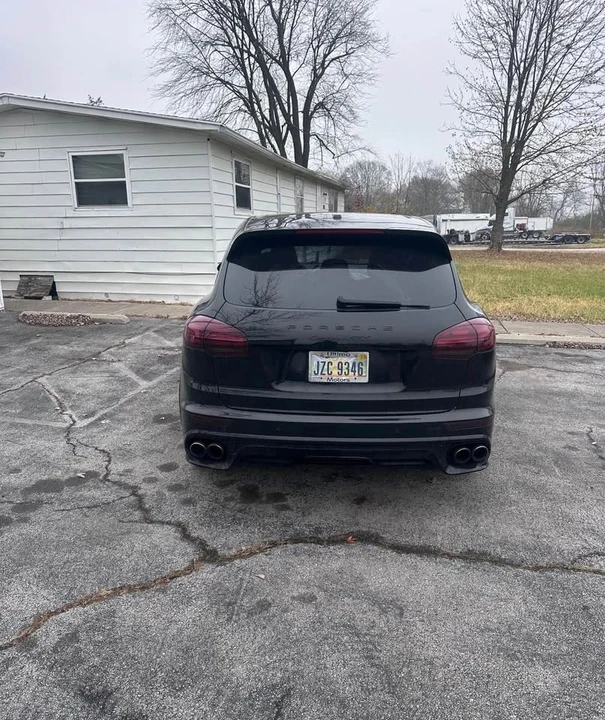 2016 Porsche 958 Cayenne GTS - Image 2 of 5