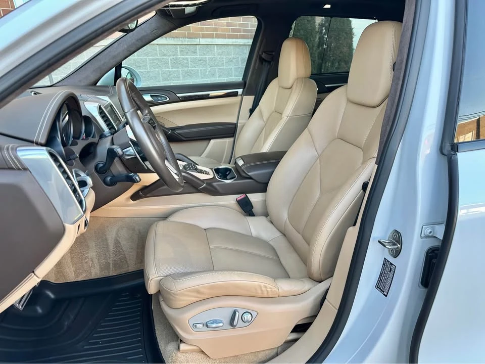 2016 Porsche 958 Cayenne GTS - Image 6 of 20