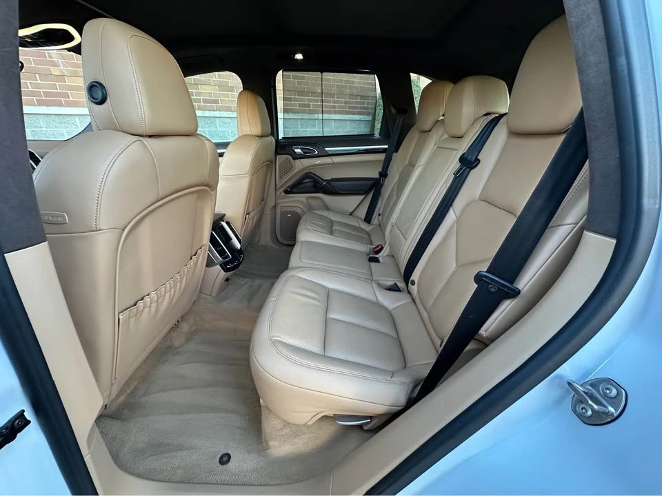 2016 Porsche 958 Cayenne GTS - Image 11 of 20