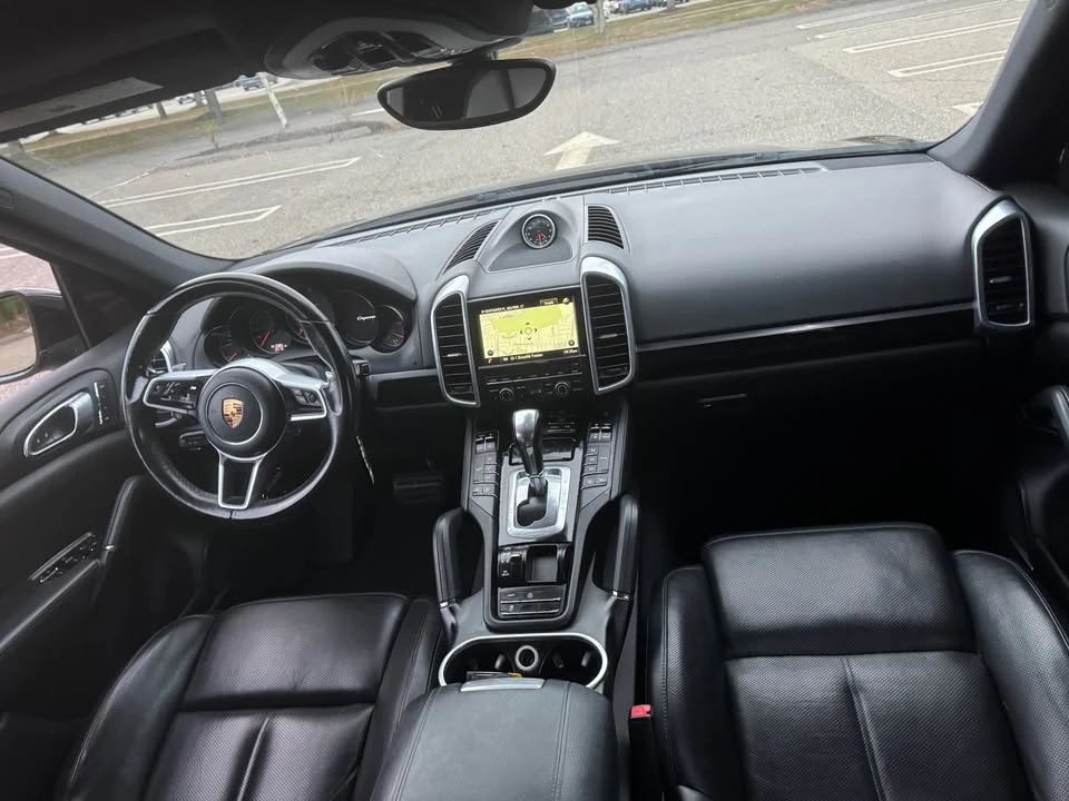 2016 Porsche 958 Cayenne - Image 8 of 13