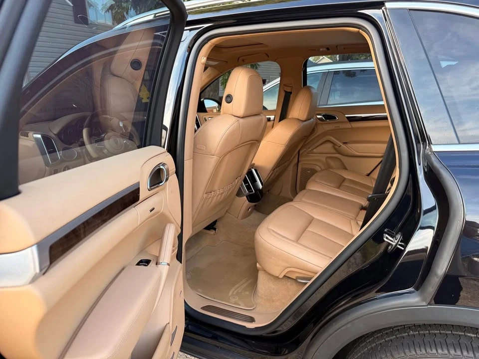 2016 Porsche 958 Cayenne - Image 9 of 13