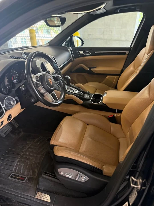 2016 Porsche 958 Cayenne - Image 6 of 10