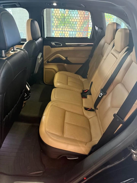 2016 Porsche 958 Cayenne - Image 7 of 10