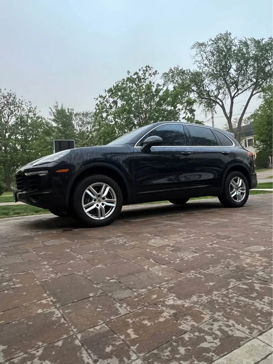 2016 Porsche 958 Cayenne - Image 2 of 3