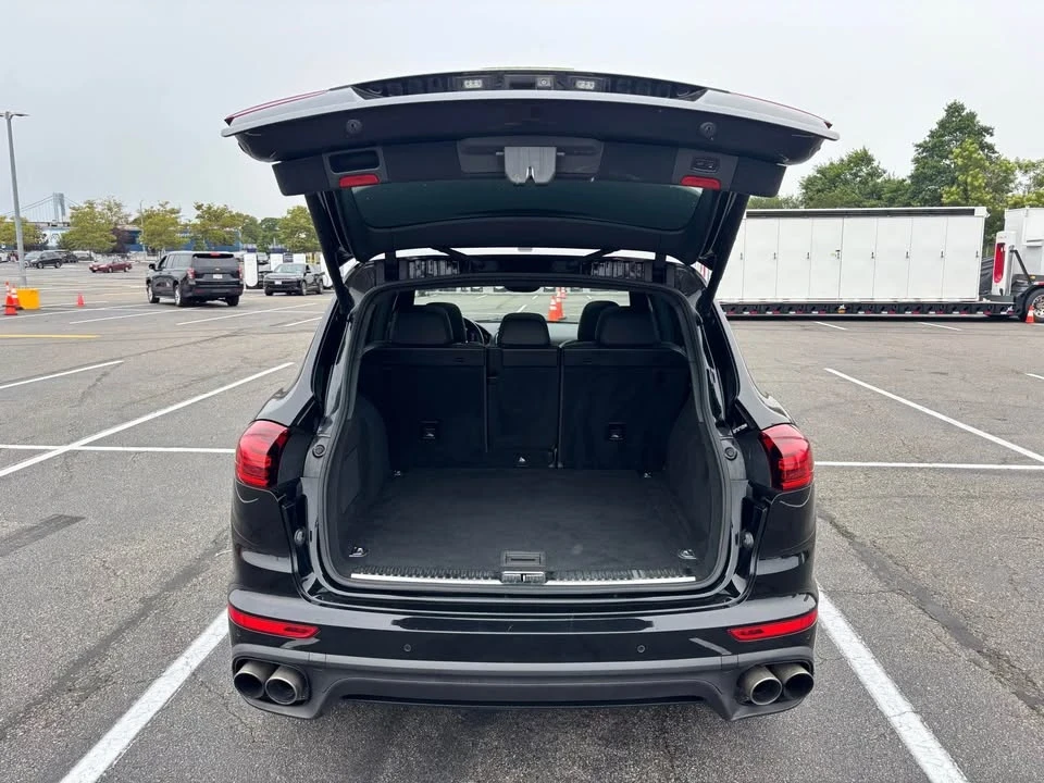 2016 Porsche 958 Cayenne S - Image 17 of 19
