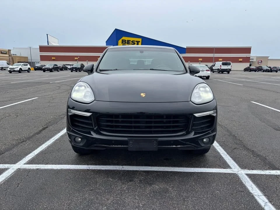 2016 Porsche 958 Cayenne S - Image 2 of 19