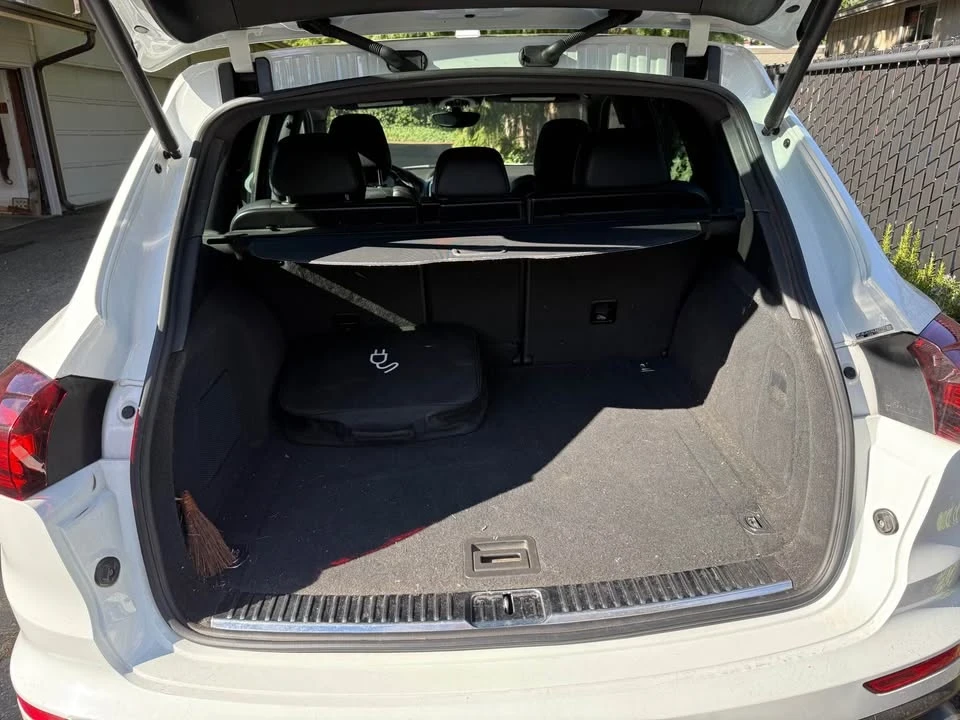 2016 Porsche 958 Cayenne S - Image 7 of 9