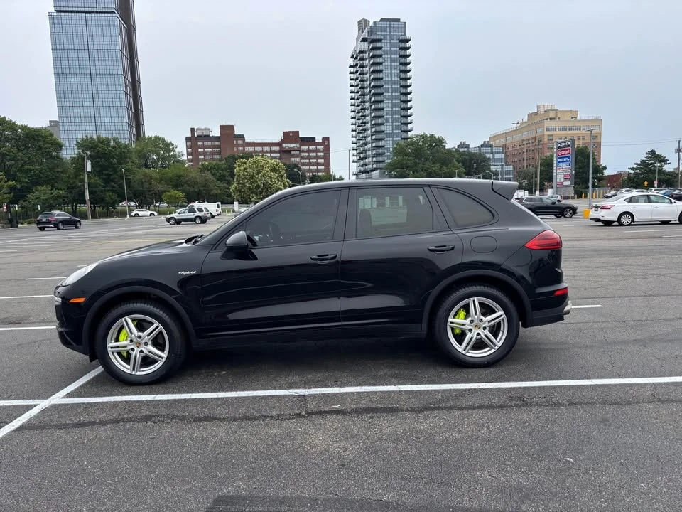 2016 Porsche 958 Cayenne S - Image 7 of 19